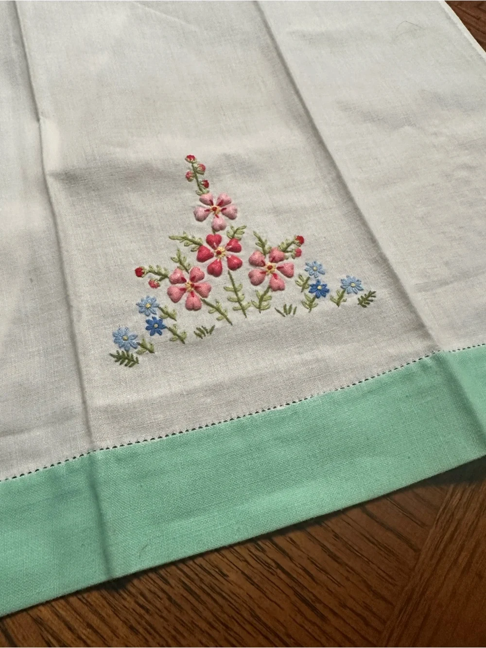 Embroidered Floral Cotton Tea/Hand Towels